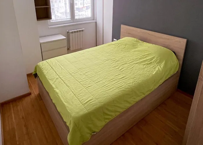 Leni アパート スコピエ